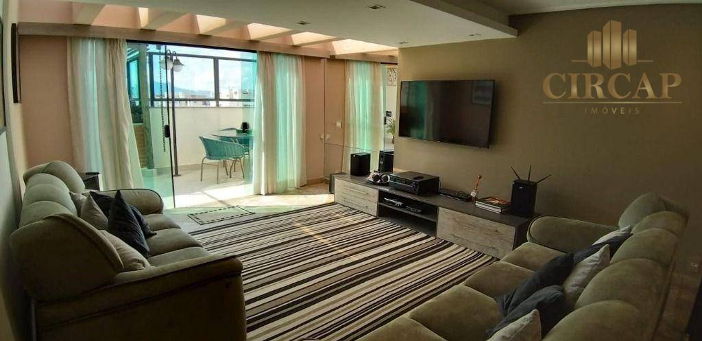 Apartamento à venda com 4 quartos, 218m² - Foto 2