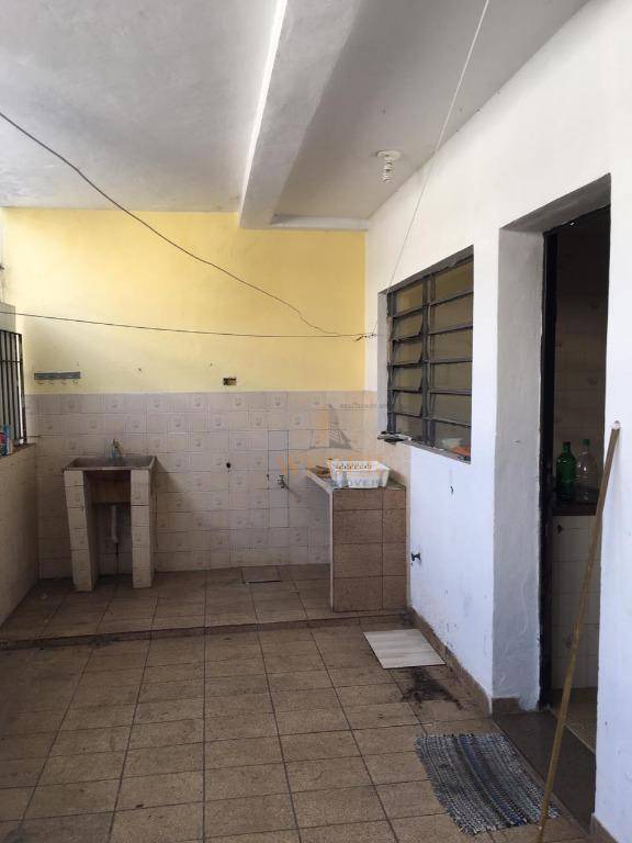 Sobrado à venda com 4 quartos, 330m² - Foto 34