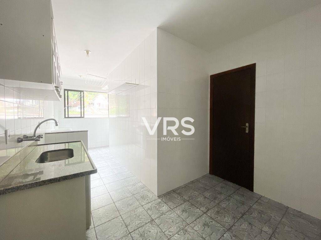 Apartamento à venda com 2 quartos, 77m² - Foto 17