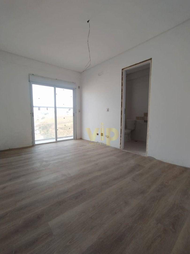 Apartamento à venda com 4 quartos, 225m² - Foto 6