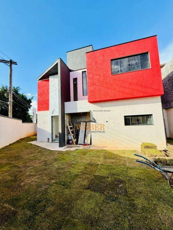 Sobrado à venda com 2 quartos, 110m² - Foto 2
