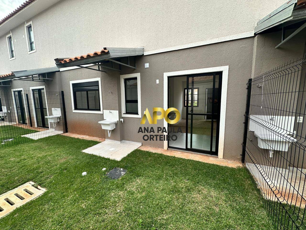 Casa à venda com 2 quartos, 44m² - Foto 18