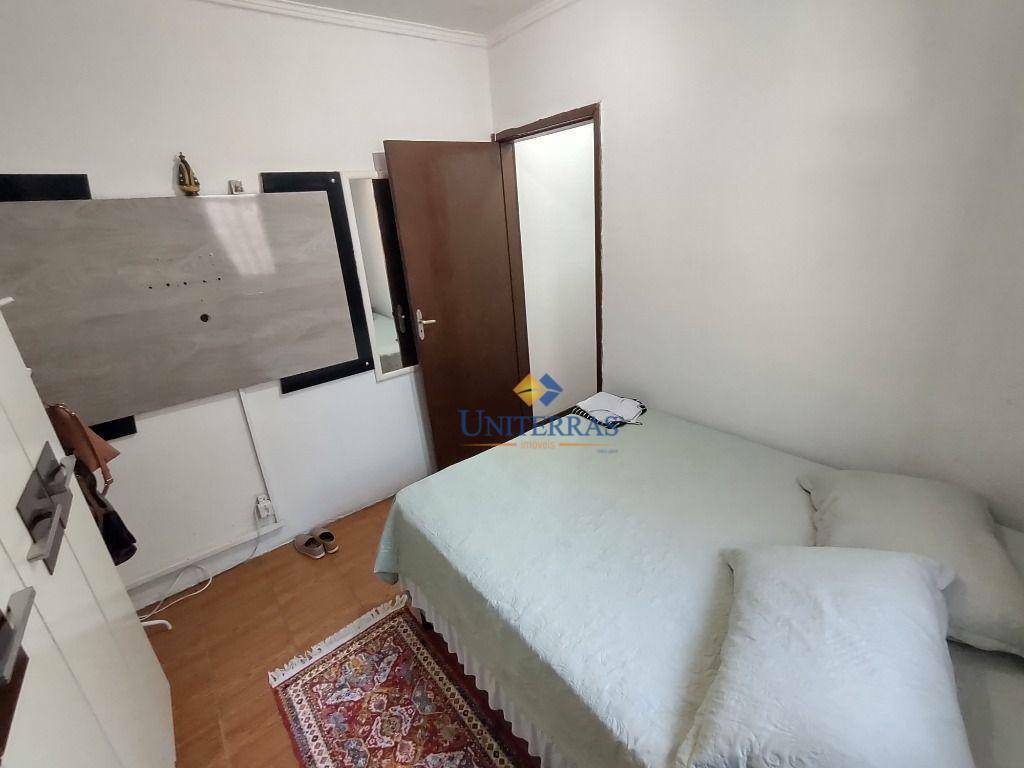 Casa à venda com 3 quartos, 100m² - Foto 16