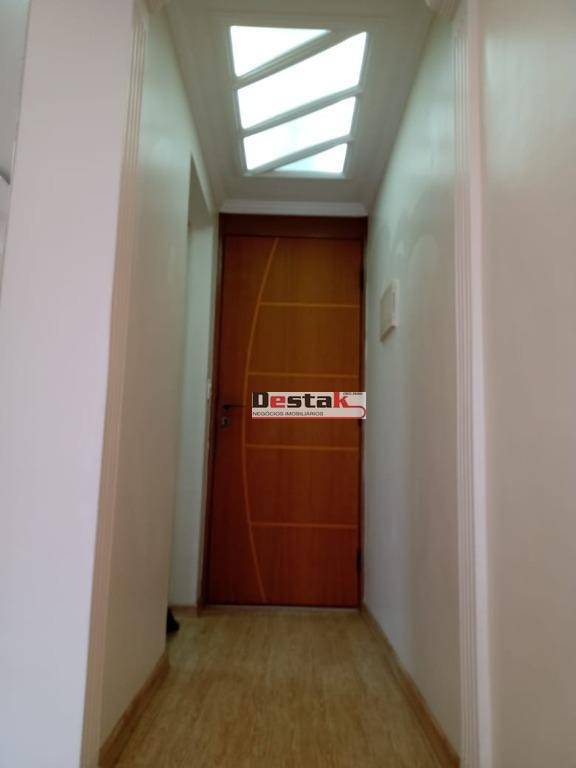 Apartamento à venda com 2 quartos, 50m² - Foto 13