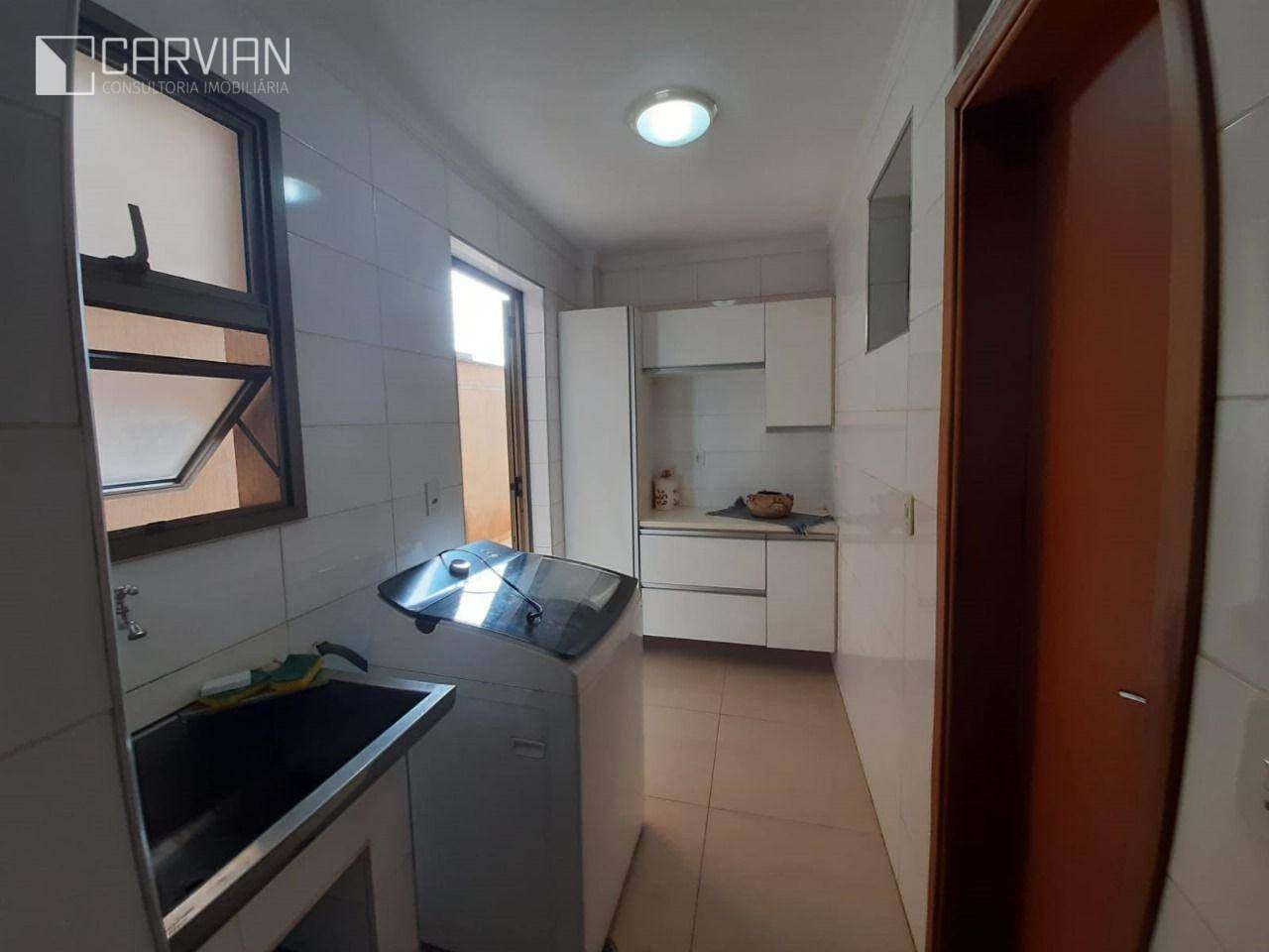 Apartamento à venda com 3 quartos, 124m² - Foto 3