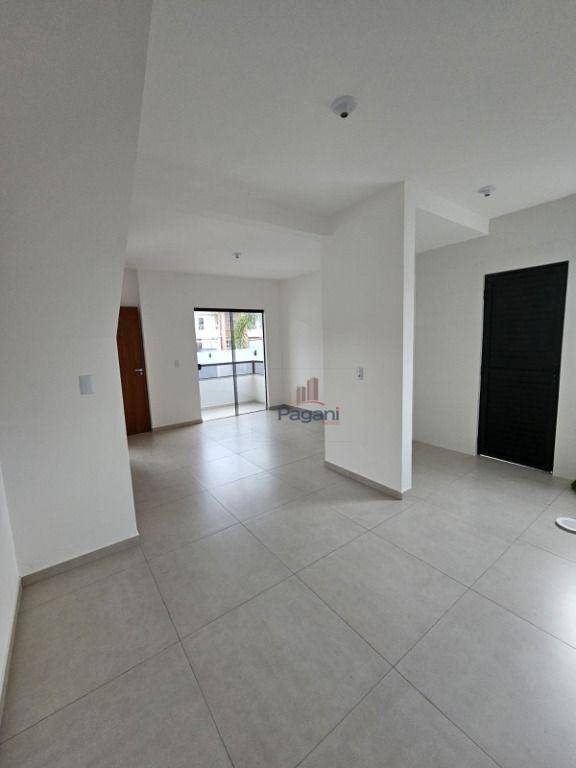 Apartamento à venda com 2 quartos, 60m² - Foto 4
