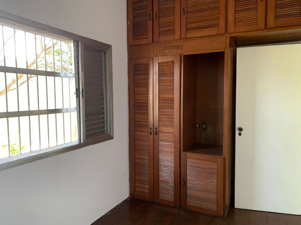 Casa à venda e aluguel com 3 quartos, 260m² - Foto 46