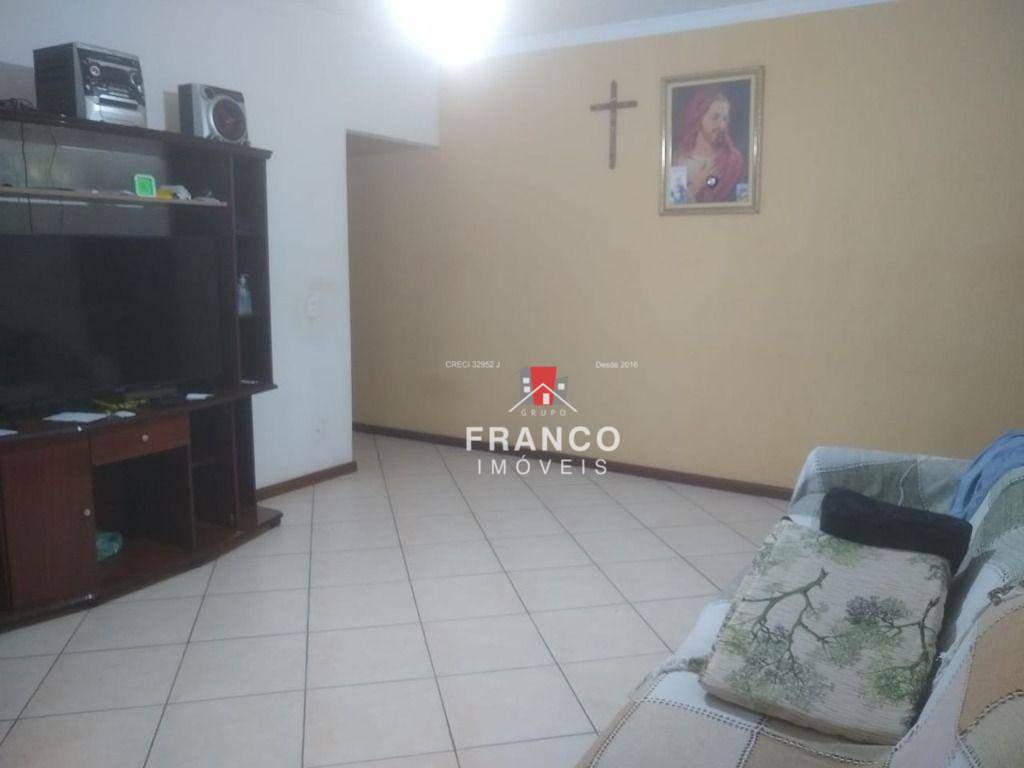 Casa para alugar com 2 quartos, 260m² - Foto 13