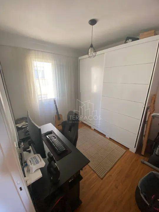 Apartamento à venda com 2 quartos, 45m² - Foto 5