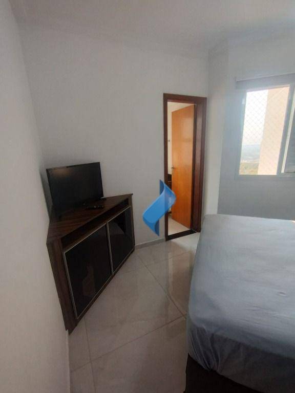 Apartamento à venda com 2 quartos, 64m² - Foto 18