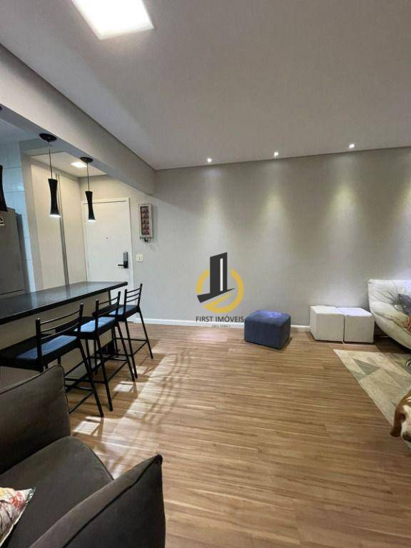 Apartamento à venda com 3 quartos, 105m² - Foto 4