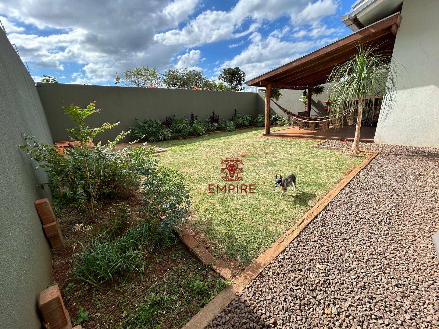 Casa à venda com 4 quartos, 300m² - Foto 7