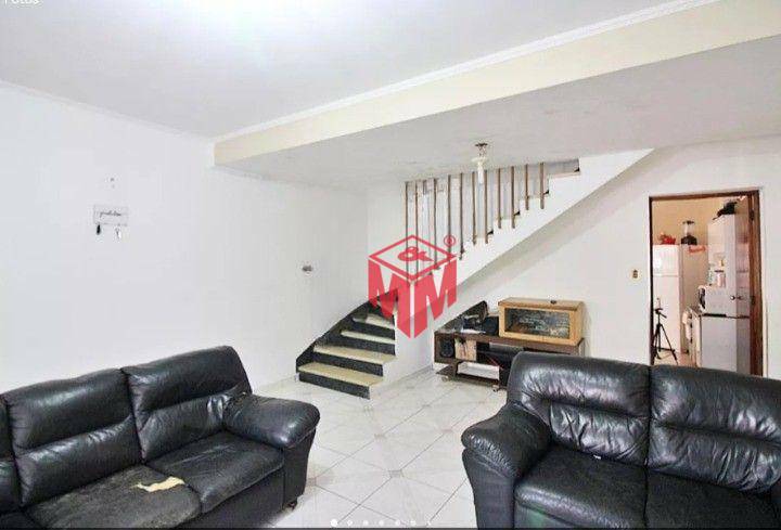 Sobrado à venda com 4 quartos, 179m² - Foto 1