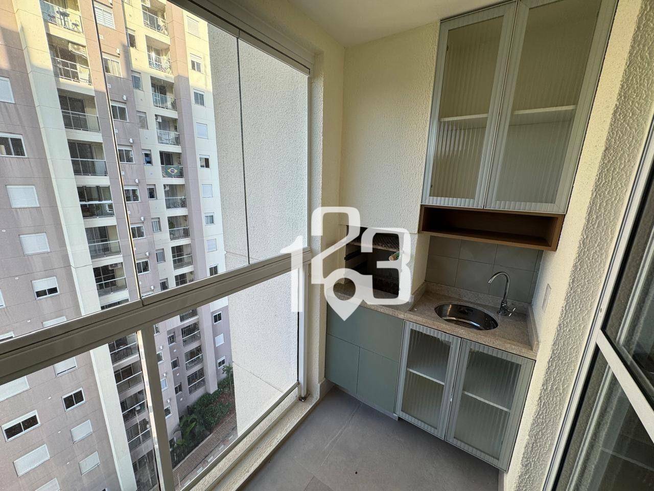 Apartamento para alugar com 2 quartos, 69m² - Foto 4