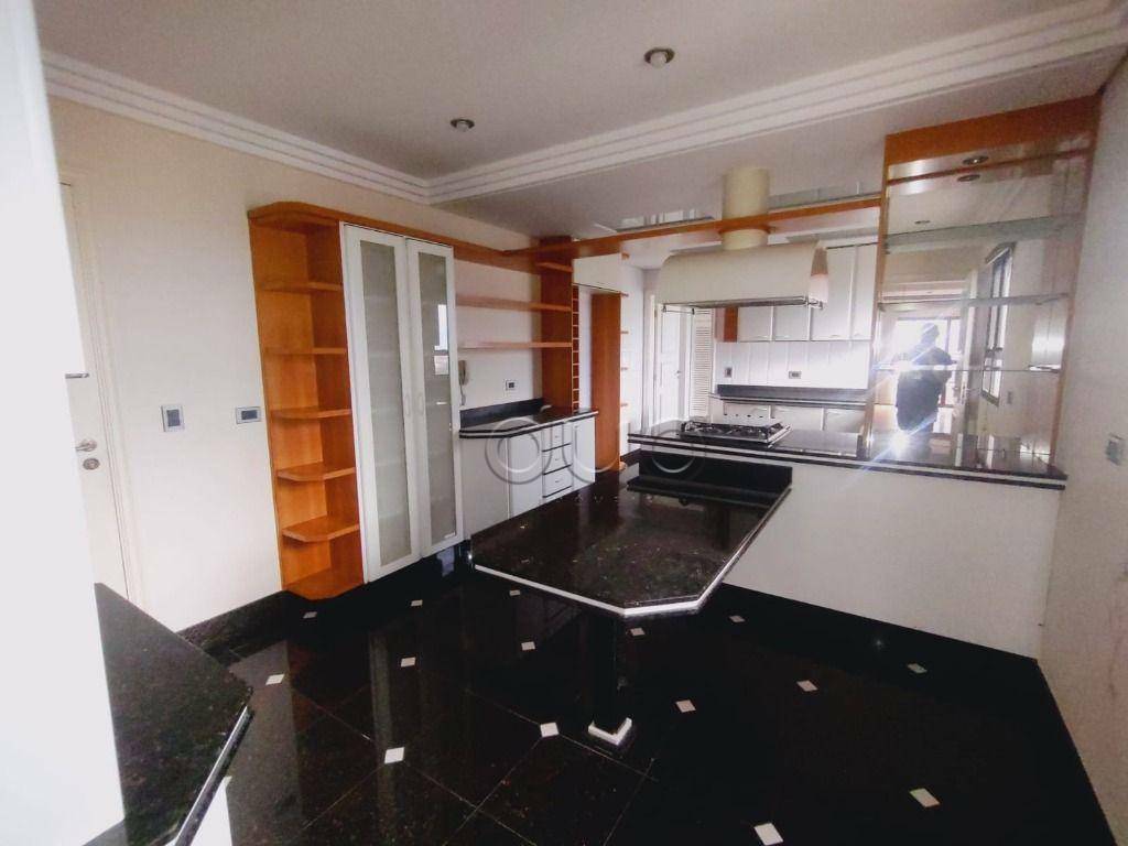 Apartamento para alugar com 3 quartos, 163m² - Foto 11