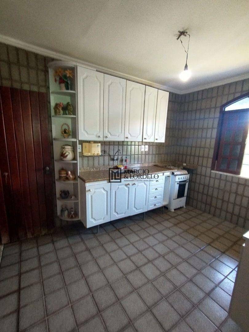 Casa à venda com 5 quartos, 394m² - Foto 22