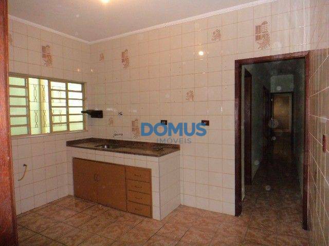 Casa à venda com 3 quartos, 99m² - Foto 10