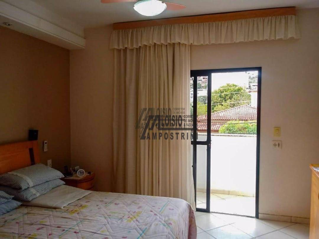 Casa à venda e aluguel com 3 quartos, 250m² - Foto 16