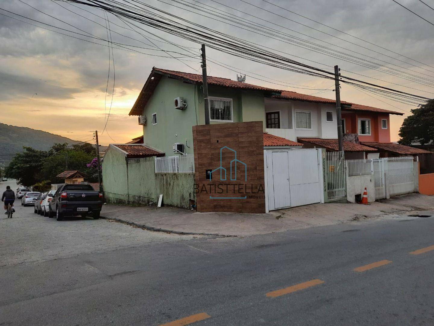 Sobrado à venda com 3 quartos, 85m² - Foto 1