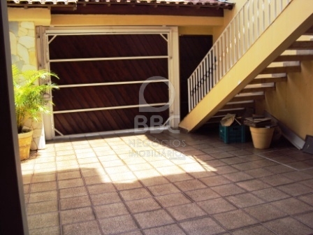 Sobrado à venda com 3 quartos, 204m² - Foto 3