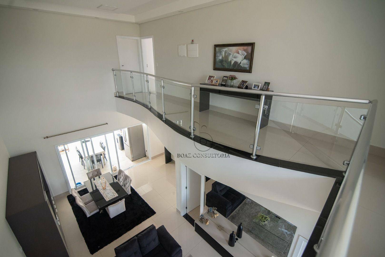 Sobrado à venda com 3 quartos, 323m² - Foto 4