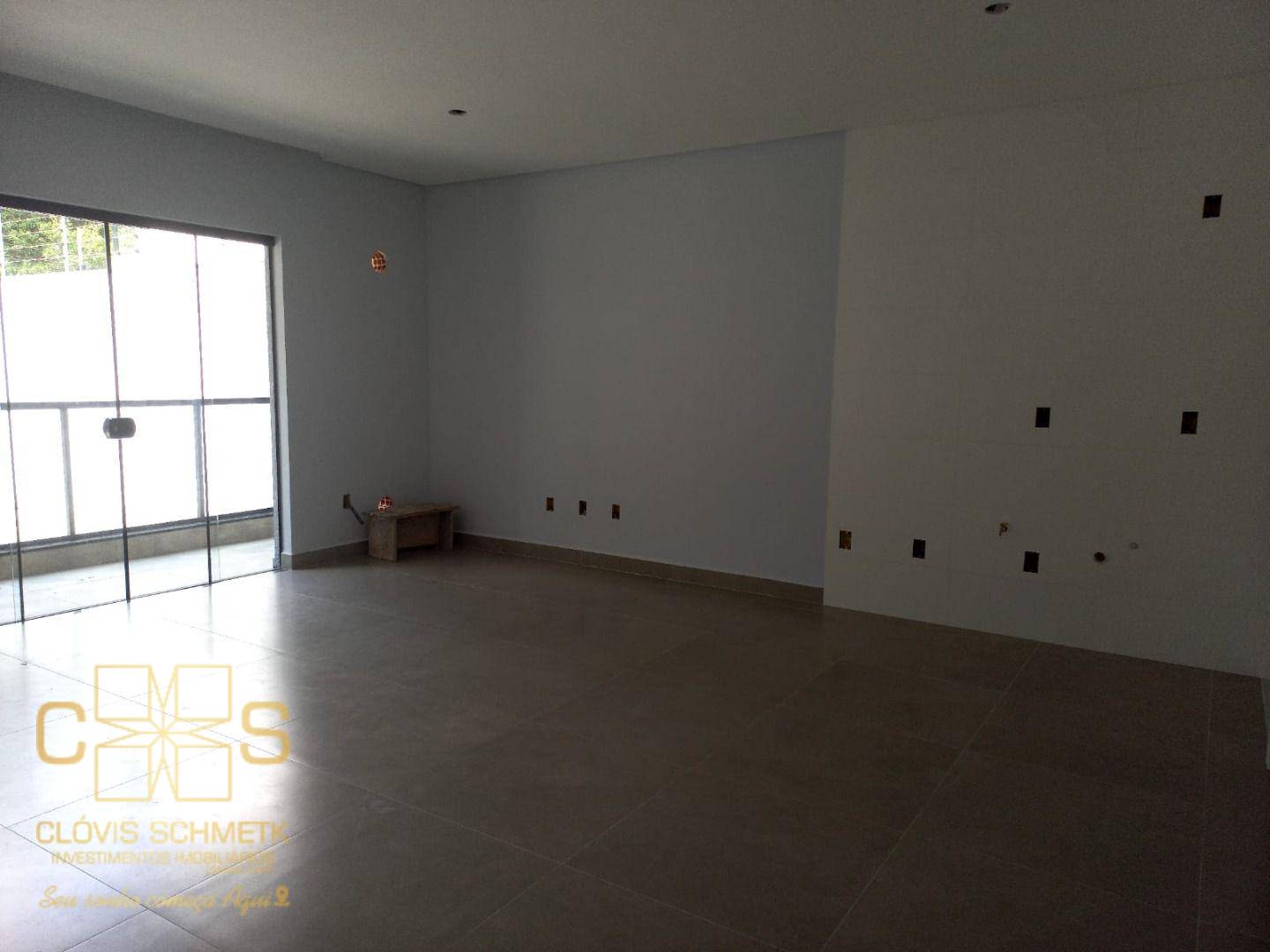 Apartamento à venda com 2 quartos, 75m² - Foto 10