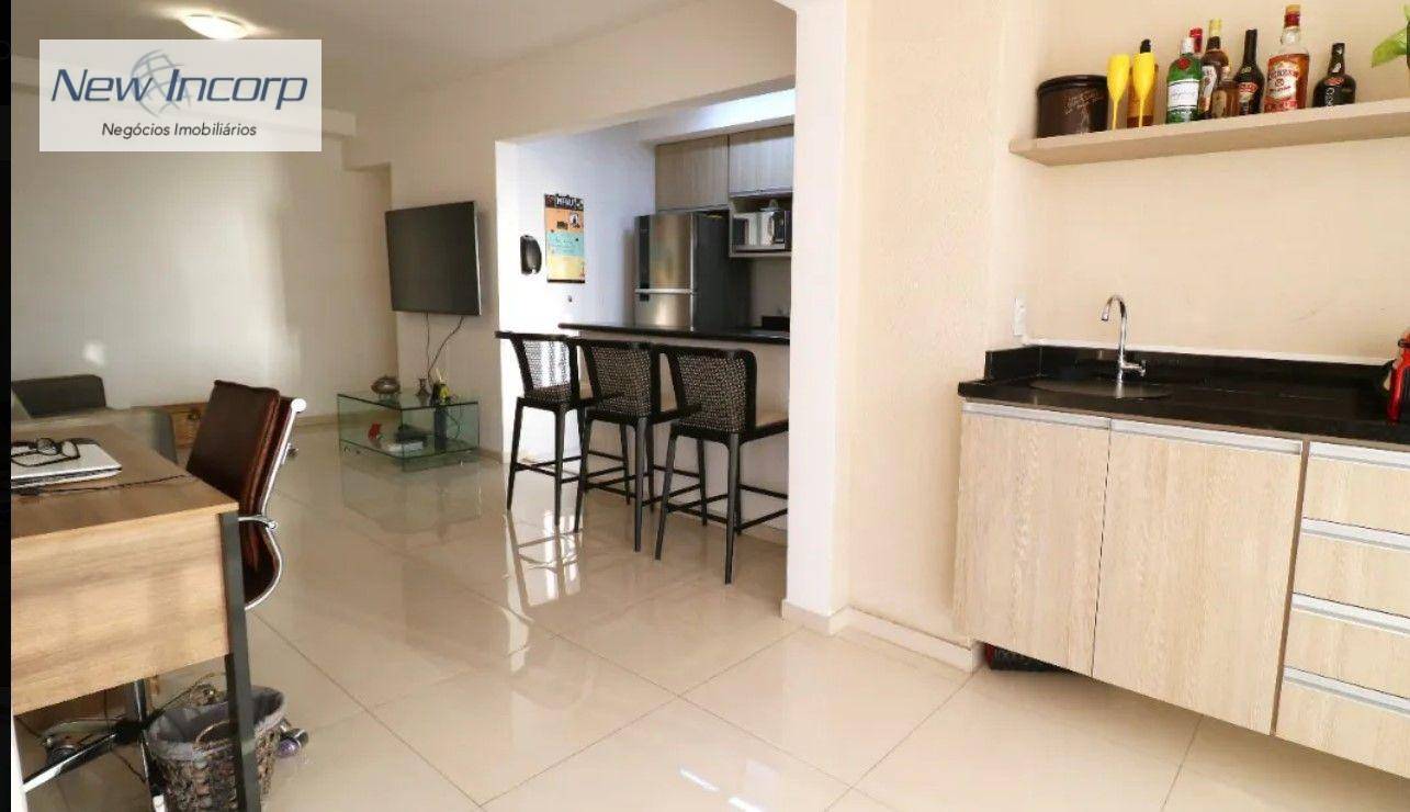 Apartamento à venda com 2 quartos, 77m² - Foto 4