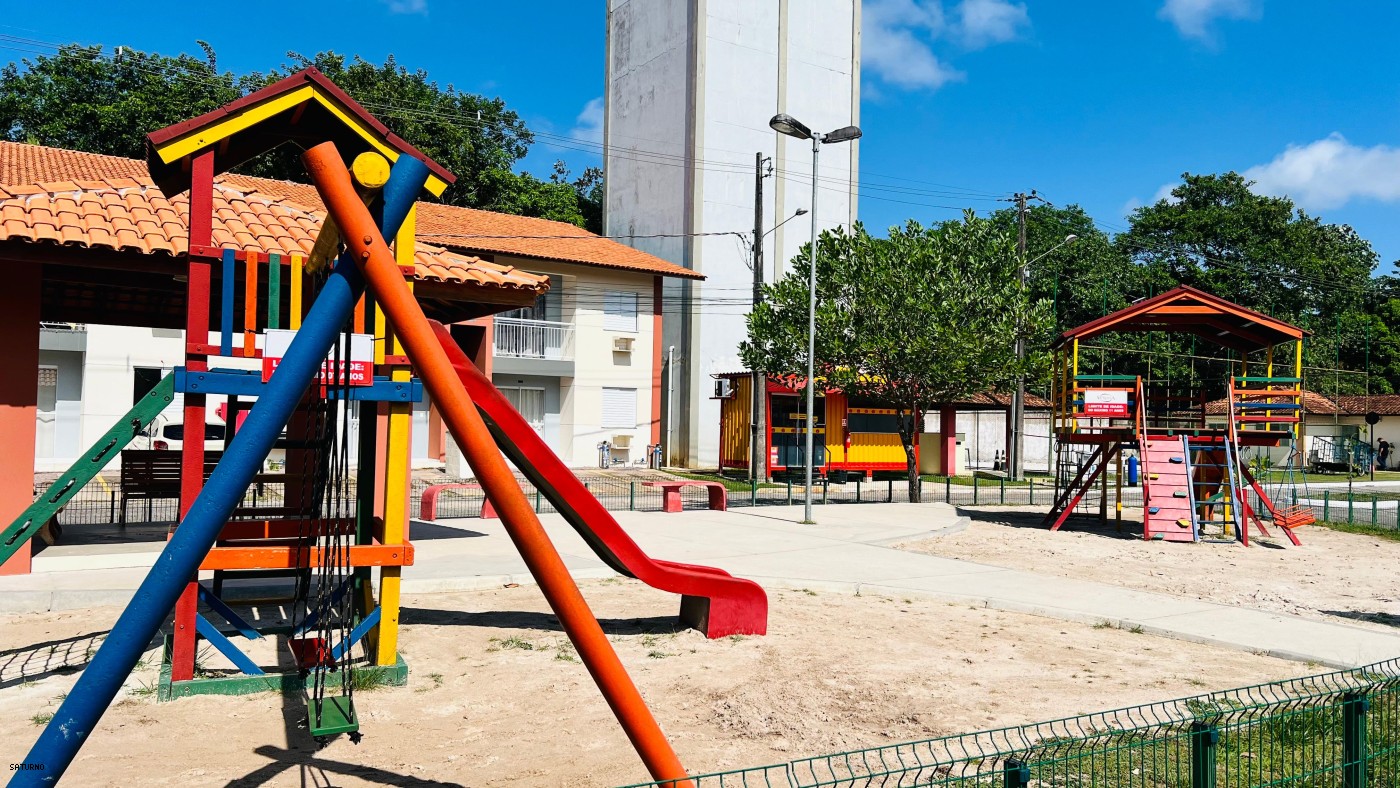 Casa à venda com 2 quartos, 55m² - Foto 8