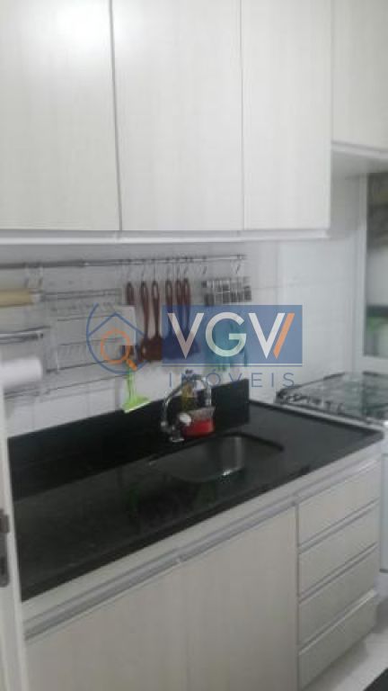 Apartamento à venda com 2 quartos, 81m² - Foto 4