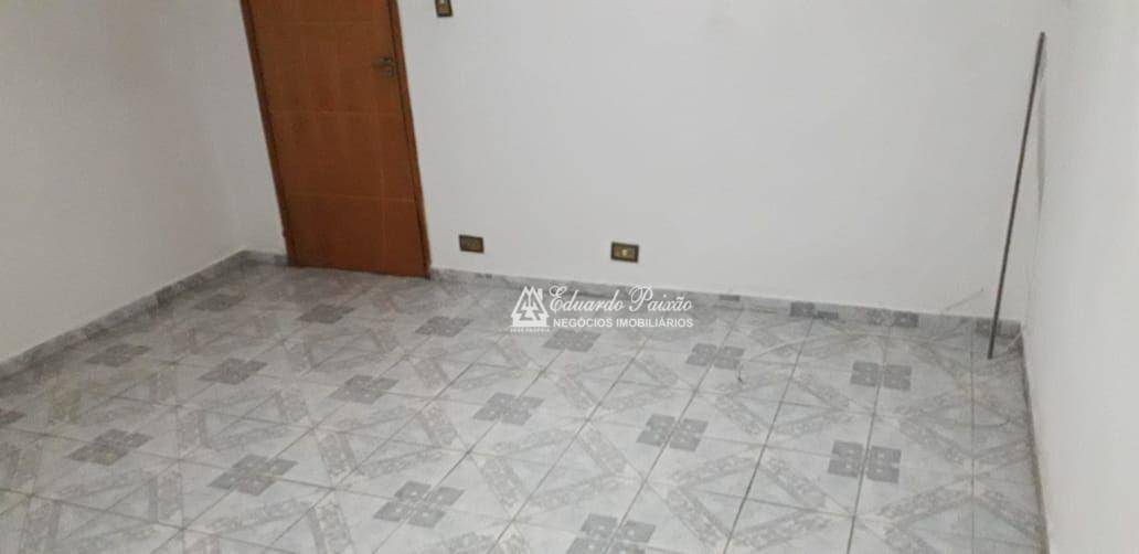 Casa à venda com 3 quartos, 109m² - Foto 13