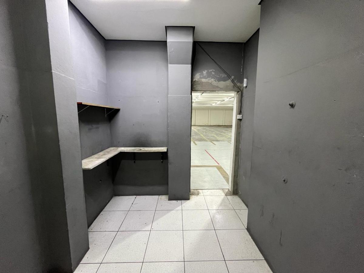 Prédio Inteiro para alugar com 5 quartos, 660m² - Foto 35