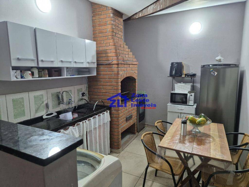 Casa à venda com 2 quartos, 110m² - Foto 4