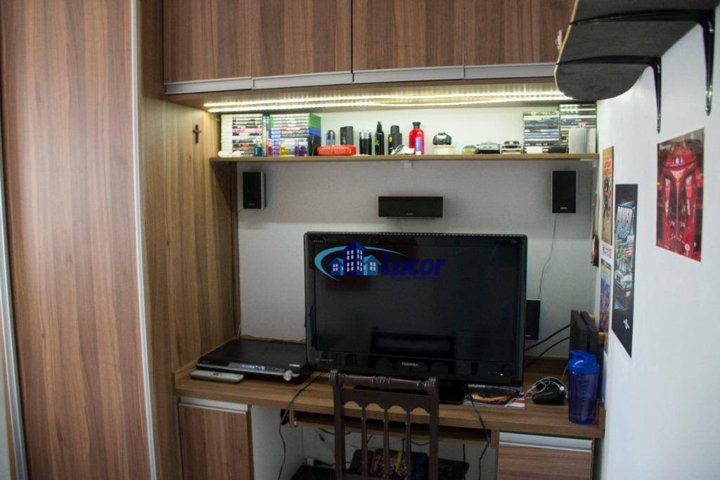 Apartamento à venda com 2 quartos, 63m² - Foto 18