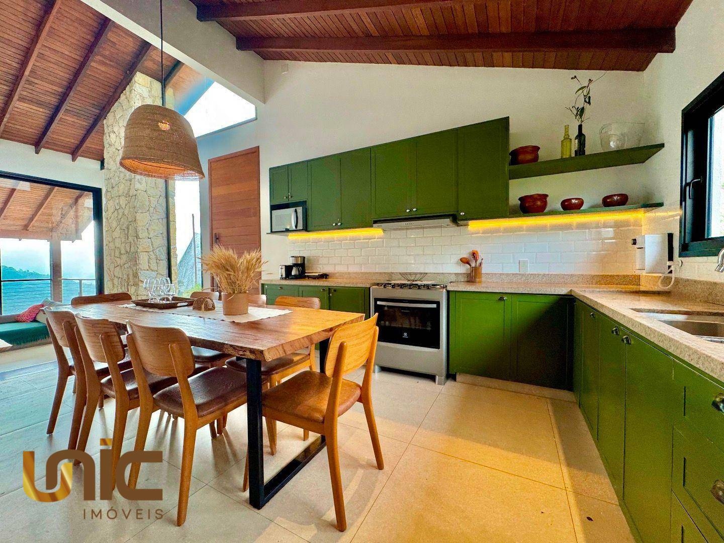 Casa de Condomínio à venda com 4 quartos, 283m² - Foto 11