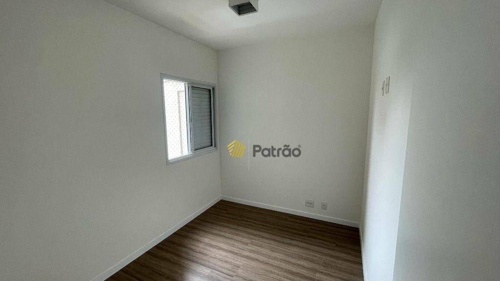 Apartamento à venda com 3 quartos, 77m² - Foto 13