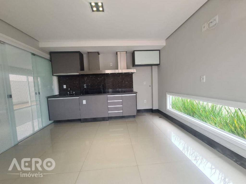 Casa de Condomínio à venda com 3 quartos, 222m² - Foto 13