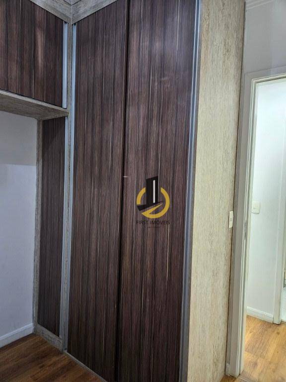 Apartamento à venda com 2 quartos, 72m² - Foto 11