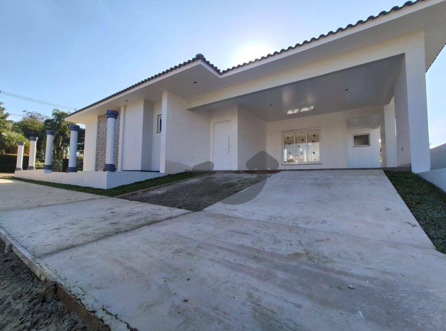 Casa à venda com 3 quartos, 167m² - Foto 1