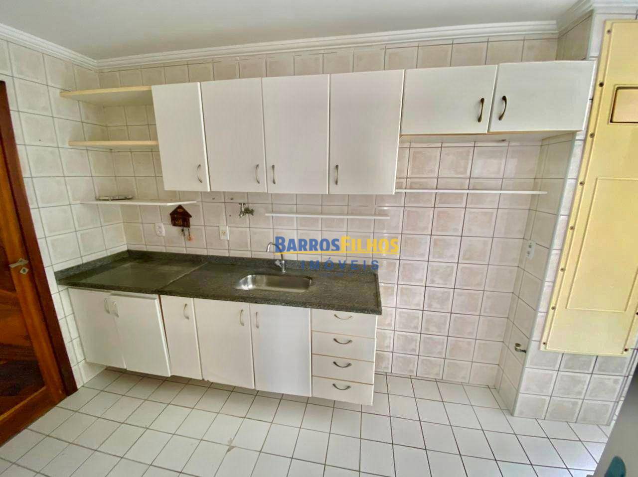 Apartamento à venda com 2 quartos, 95m² - Foto 13