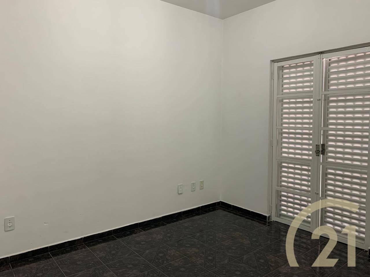 Apartamento para alugar com 3 quartos, 100m² - Foto 18