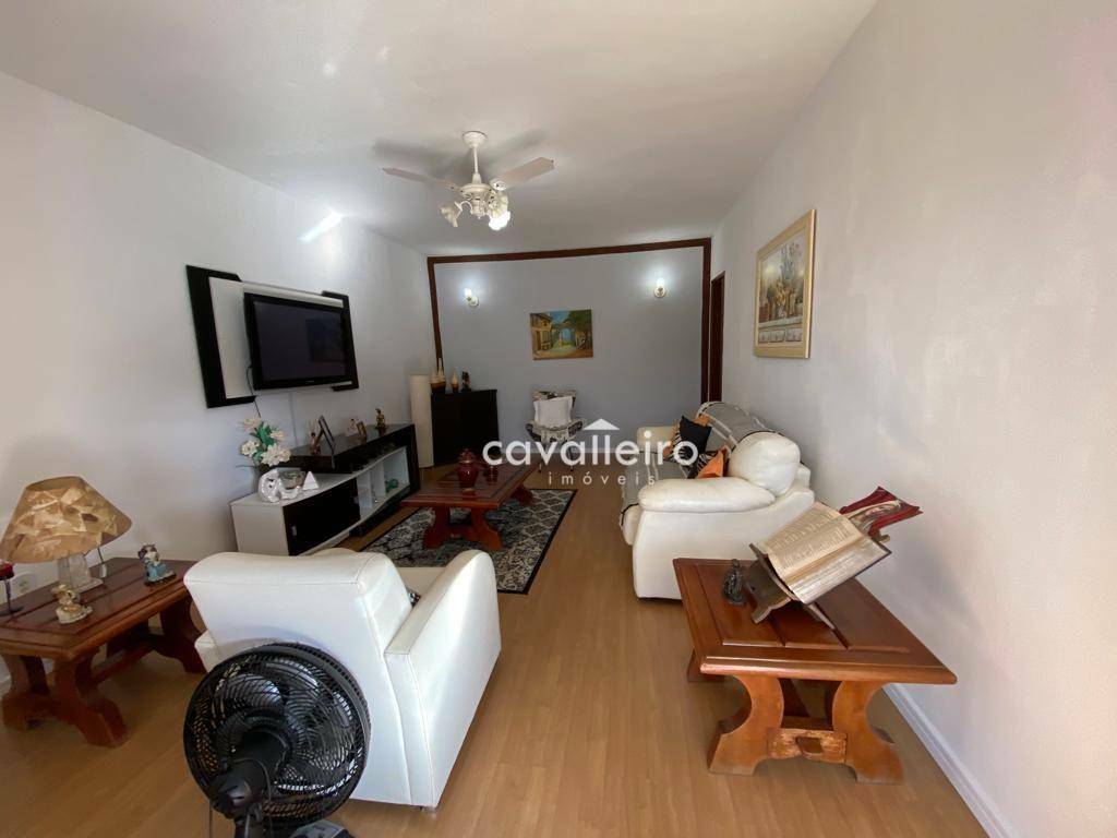 Casa à venda com 3 quartos, 181m² - Foto 4