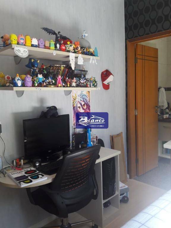 Sobrado à venda com 4 quartos, 150m² - Foto 36