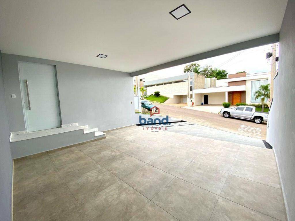 Casa de Condomínio à venda com 3 quartos, 160m² - Foto 2