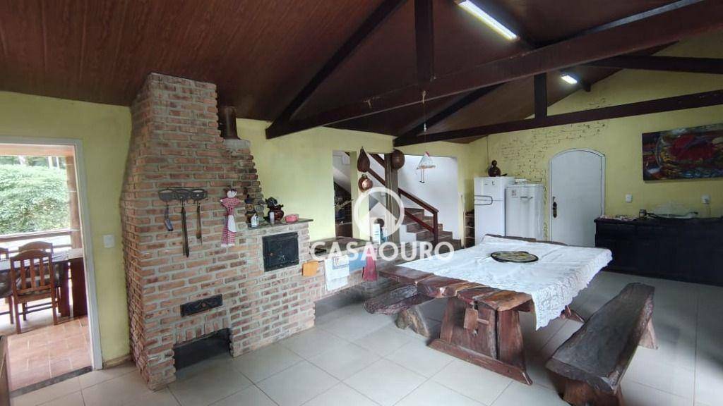 Casa de Condomínio à venda com 4 quartos, 250m² - Foto 14