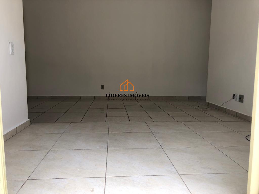 Casa à venda com 3 quartos, 135m² - Foto 4