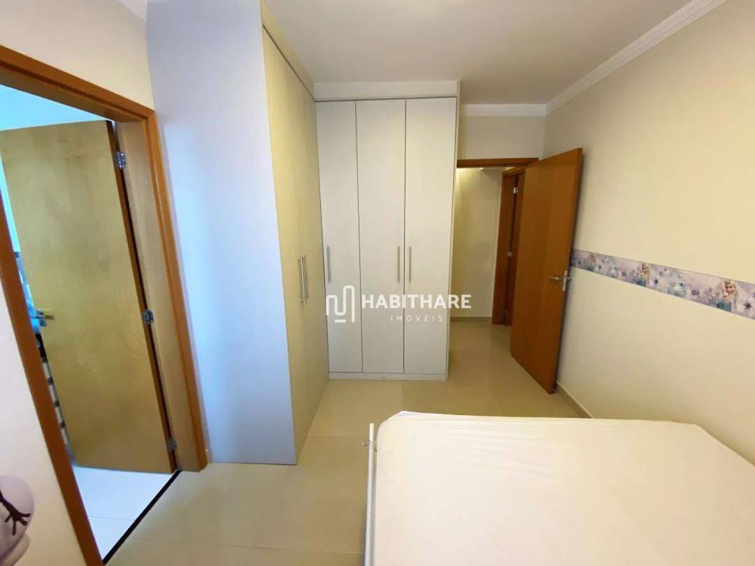 Apartamento à venda com 3 quartos, 140m² - Foto 8