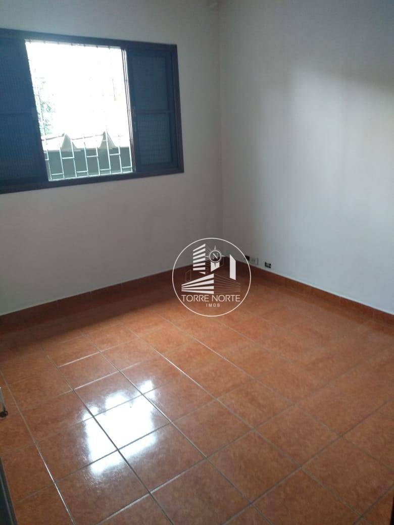 Casa à venda com 3 quartos, 190m² - Foto 5