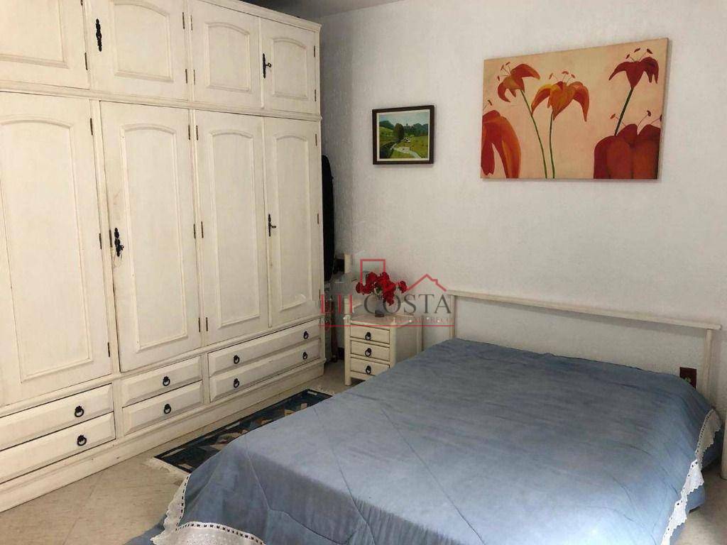 Casa de Condomínio à venda com 5 quartos, 274m² - Foto 10