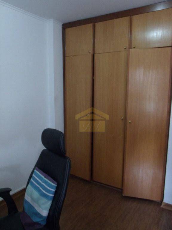 Apartamento à venda com 3 quartos, 101m² - Foto 18