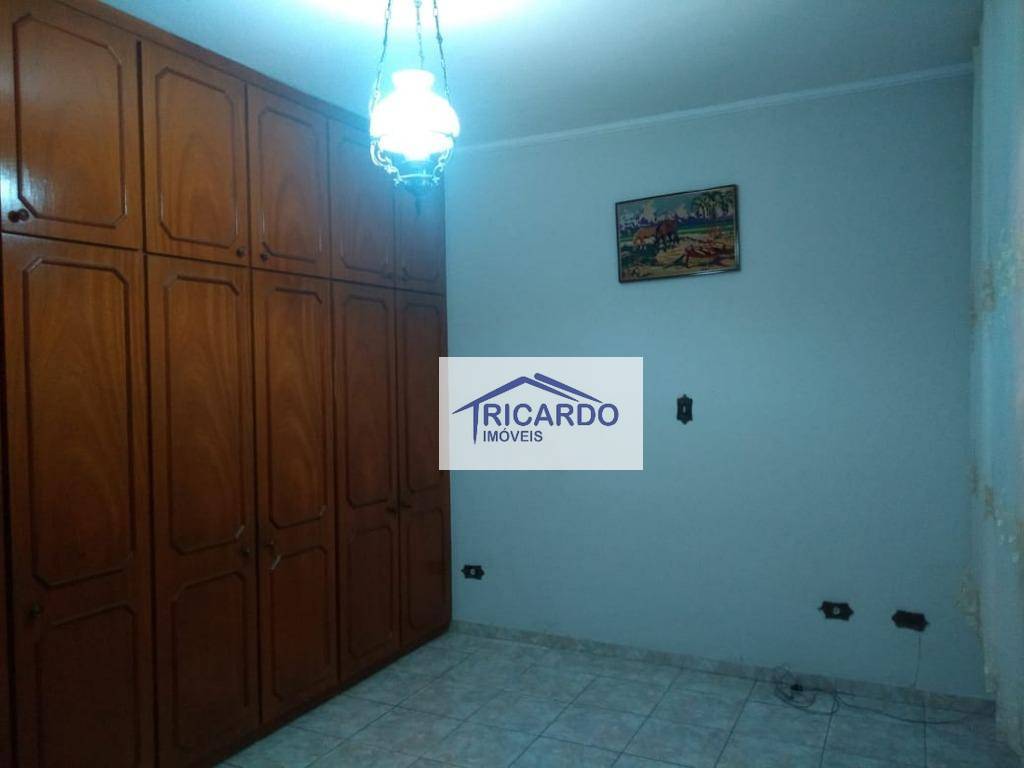 Casa à venda com 3 quartos, 250m² - Foto 17